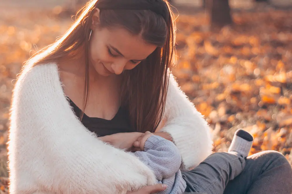 como vestir a un bebe con arnes de pavlik - Cómo darle pecho al bebé con el arnés de Pavlik