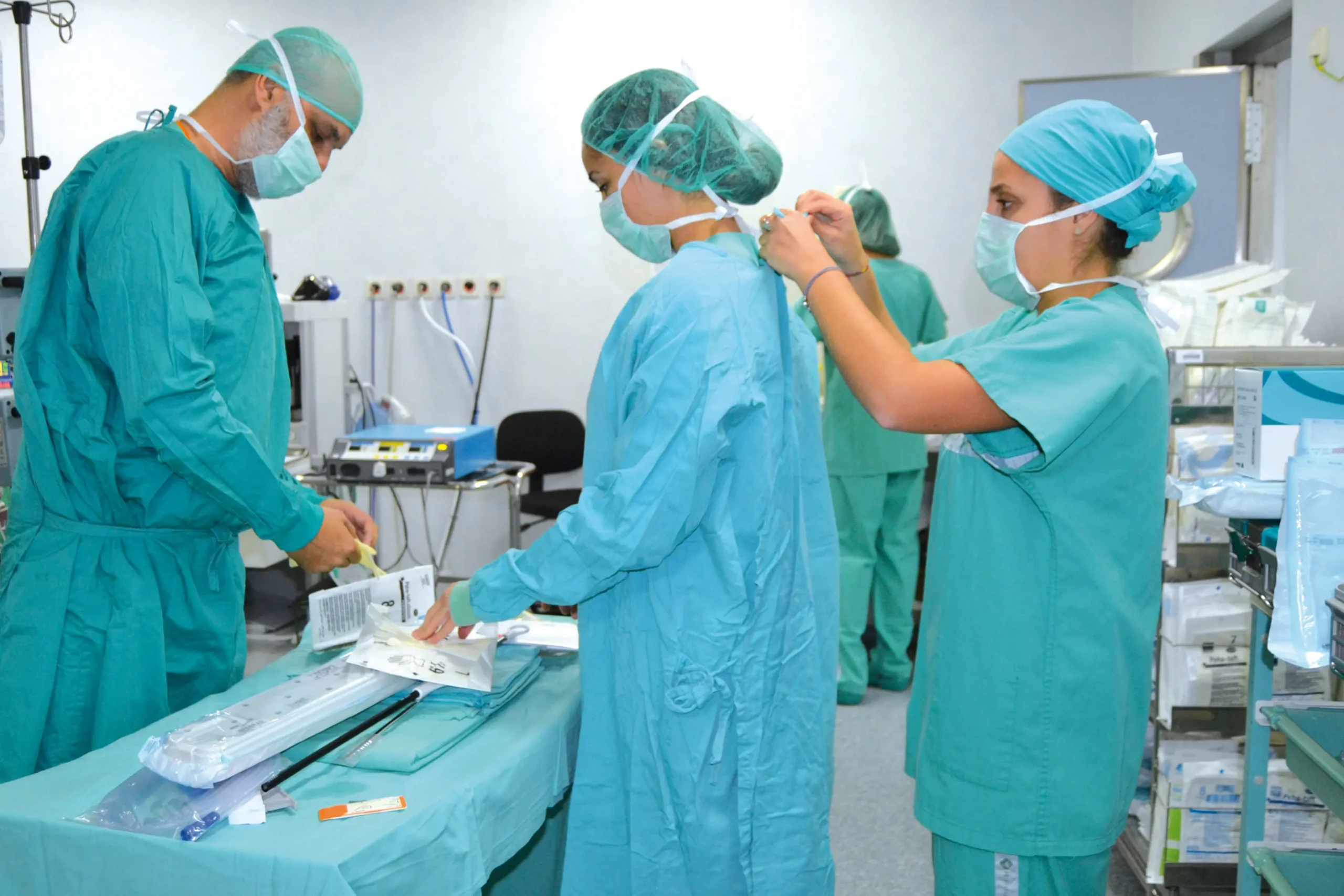 Ropa de quirófano: Comodidad y seguridad para el personal médico - Como debe ser la ropa de quirófano ropa quirofano - Como debe ser la ropa de quirófano