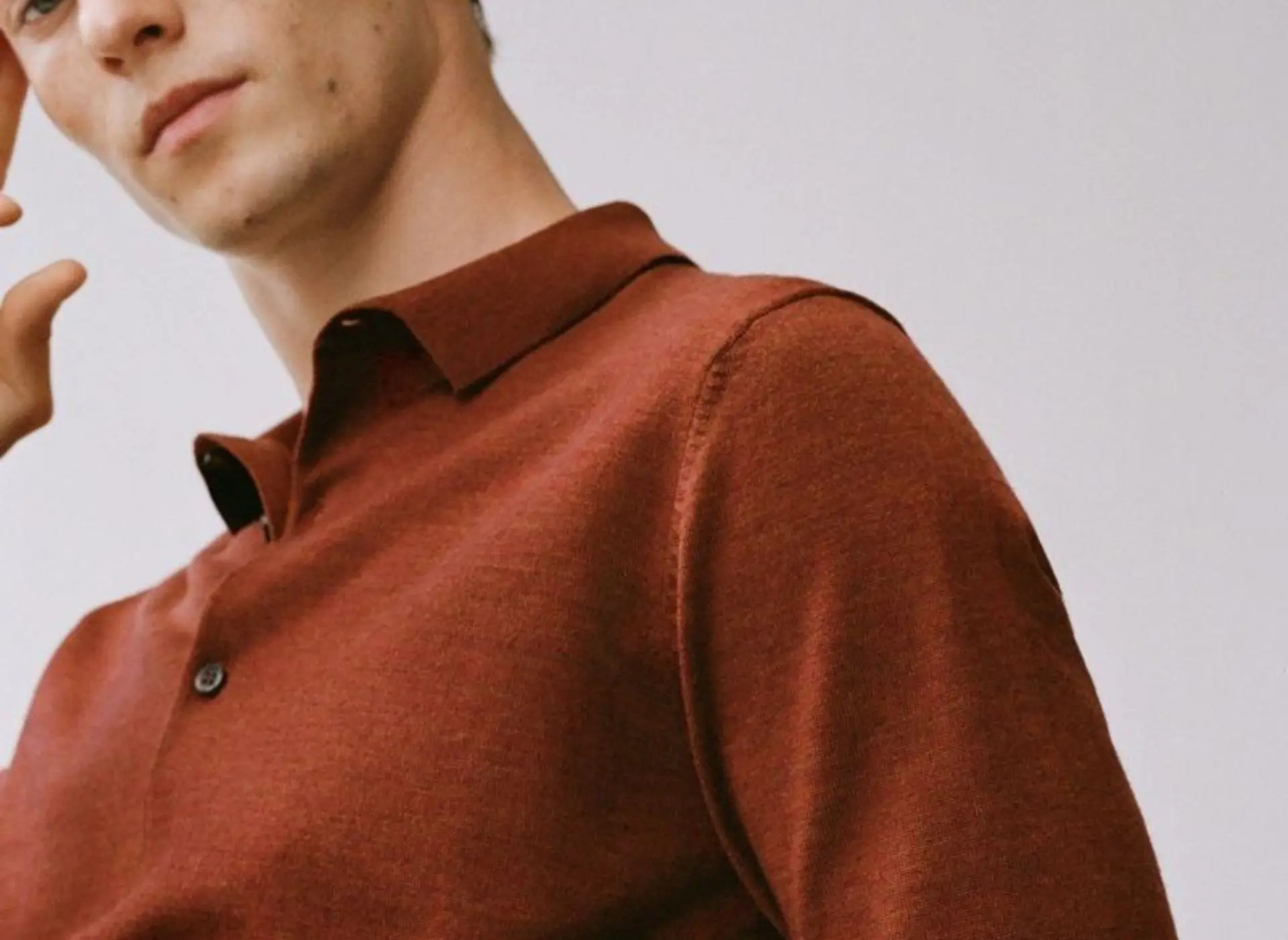 camisa con polera - Cómo es la polera