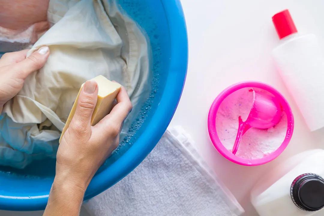 como quitar manchas de aceite hidraulico en la ropa - Cómo quitar mancha de hidráulico