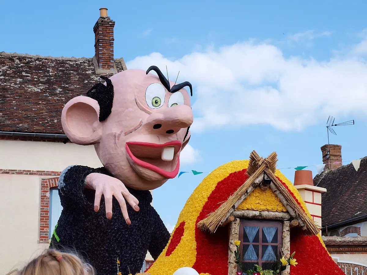 Pitufina sin ropa: Una mirada a la moda pitufa - Cómo se dice Gargamel pitufina sin ropa - Cómo se dice Gargamel