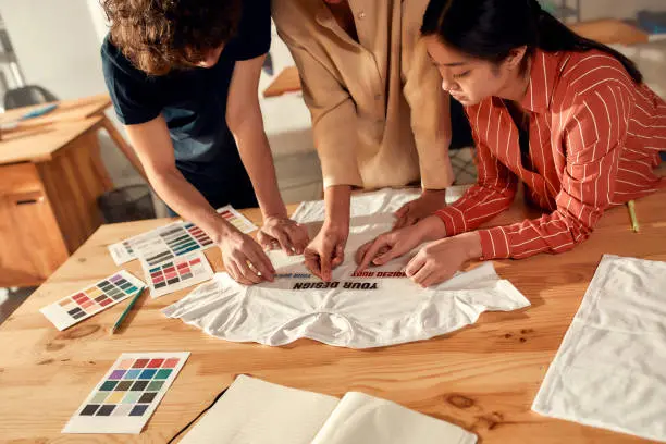 como estampar blusas - Cómo se llama el papel que se usa para estampar camisetas