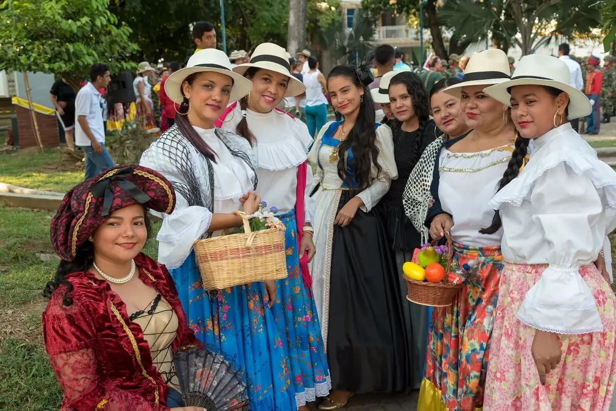 vestimenta de merida venezuela - Cómo se llama el vestido tipico de Mérida