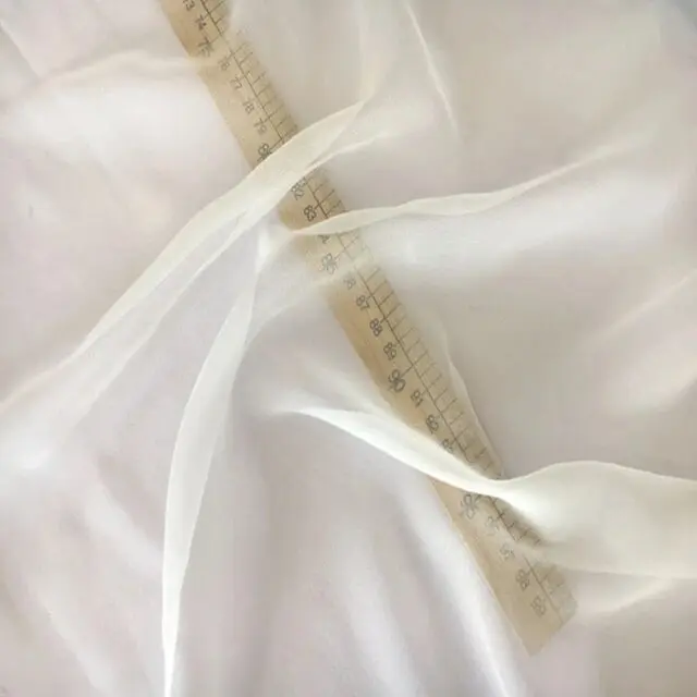 Tela fina de seda para vestidos de novia: la elección perfecta para un día especial - Cómo se llama la parte de la quilla tela fina de seda para vestidos de novia crucigrama - Cómo se llama la parte de la quilla