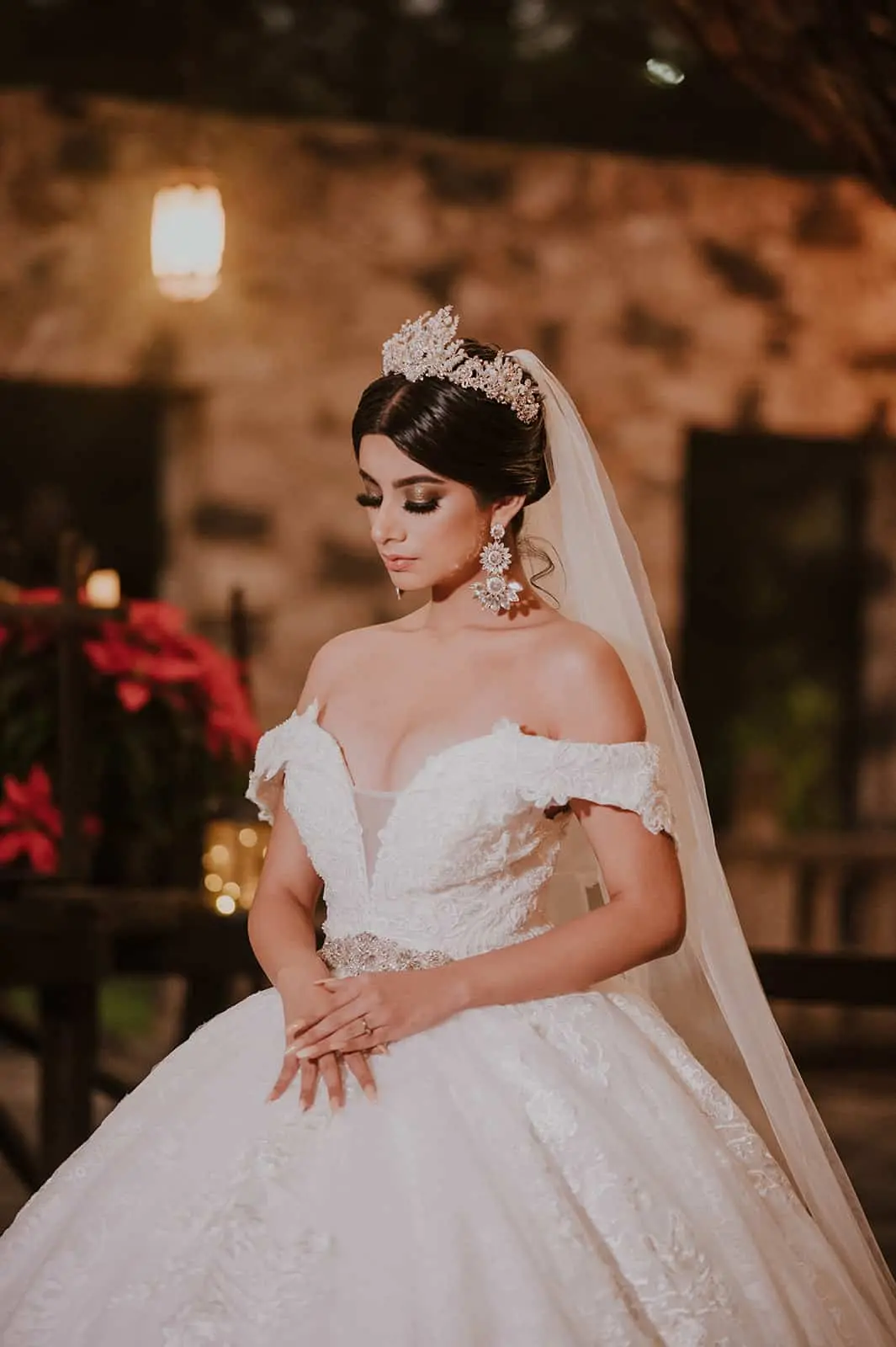 vestidos de novia corte princesa con brillos - Cómo se llama lo que levanta el vestido de novia