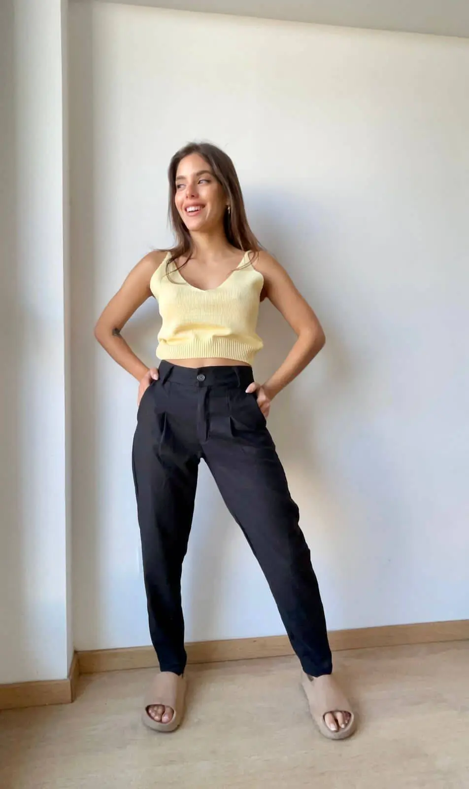 pantalon pinzado - Cómo se llaman los pantalones que tienen resorte en la parte de abajo