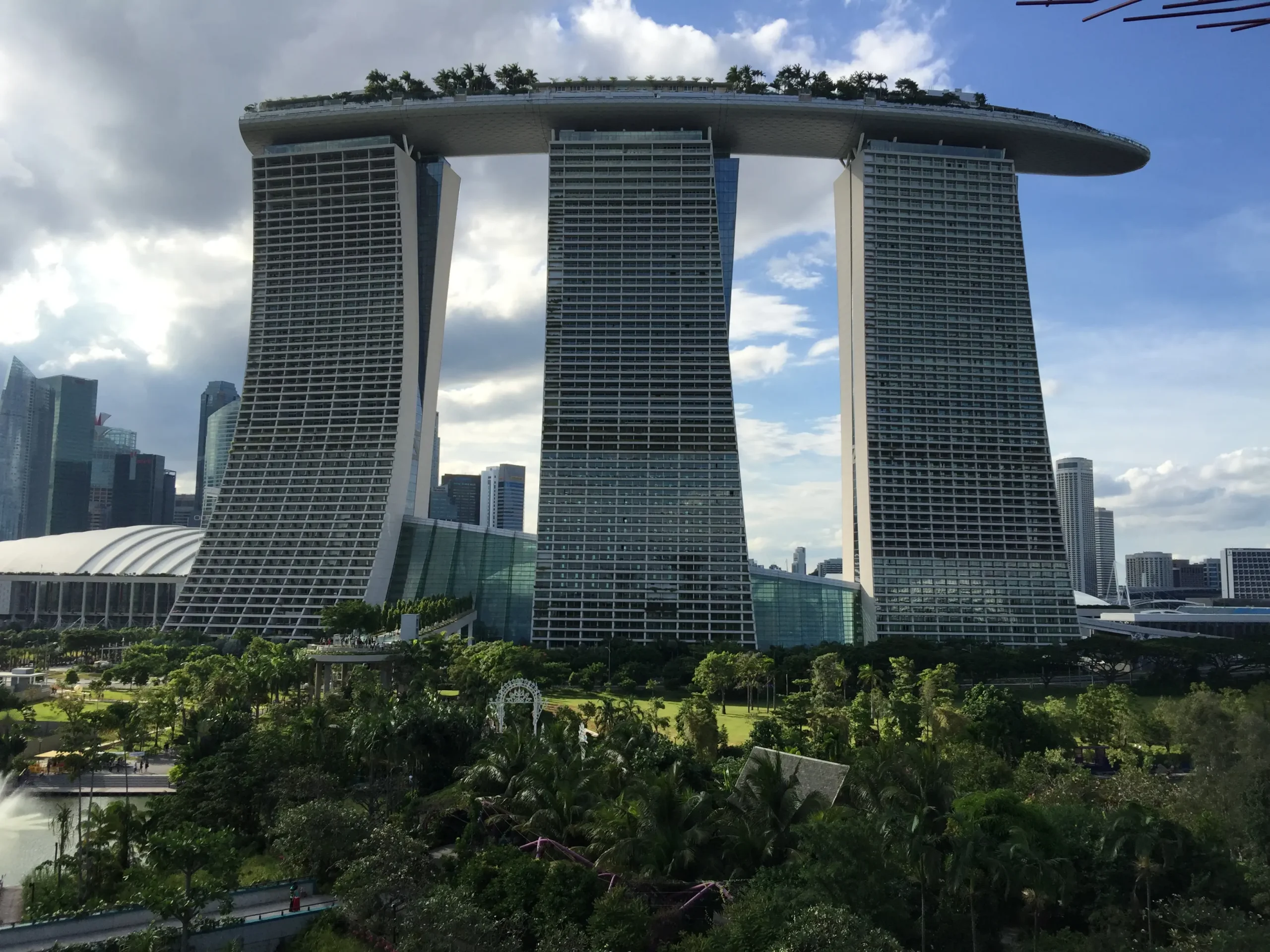 Vestimenta en Singapur: La moda y estilo de esta ciudad vibrante - Cómo se peinan las mujeres en Singapur vestimenta singapur - Cómo se peinan las mujeres en Singapur