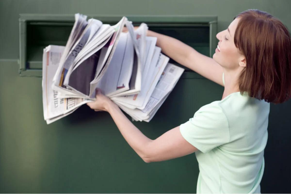 vestidos de reciclaje de papel periodico - Cómo se puede reciclar el papel periódico