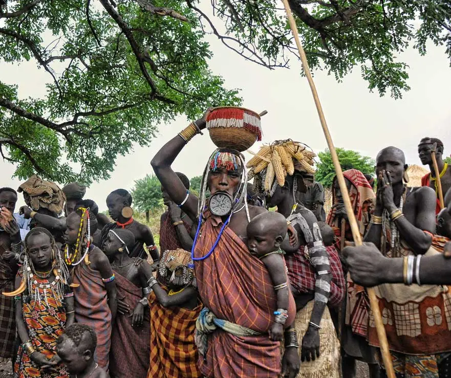 Vestimenta de los Mursi: Una mirada a la cultura y tradiciones de esta tribu etíope - Cómo viven los mursi vestimenta de los mursi - Cómo viven los mursi