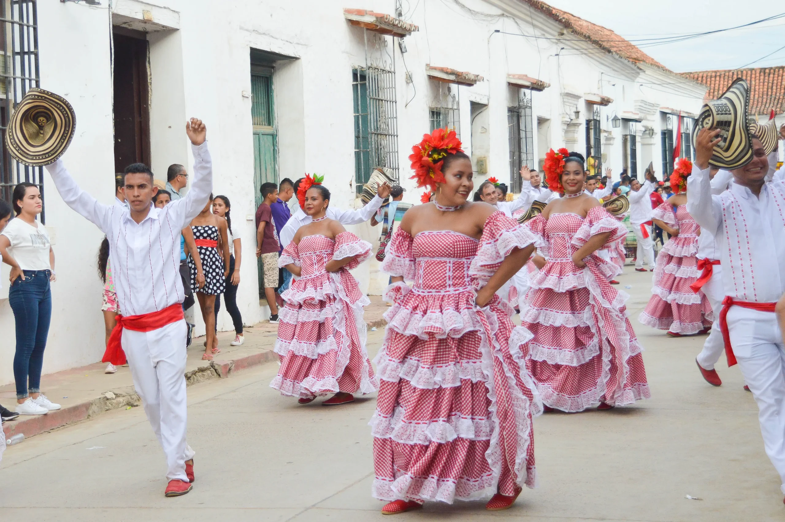 vestimenta de la cumbia - Cuál es el origen de la cumbia Argentina