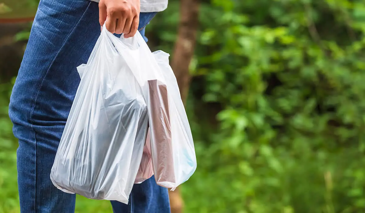 Bolsas para envío de ropa: la solución perfecta para proteger tus prendas - Cuál es el proceso de elaboracion de una bolsa de plástico bolsas para envio de ropa - Cuál es el proceso de elaboracion de una bolsa de plástico