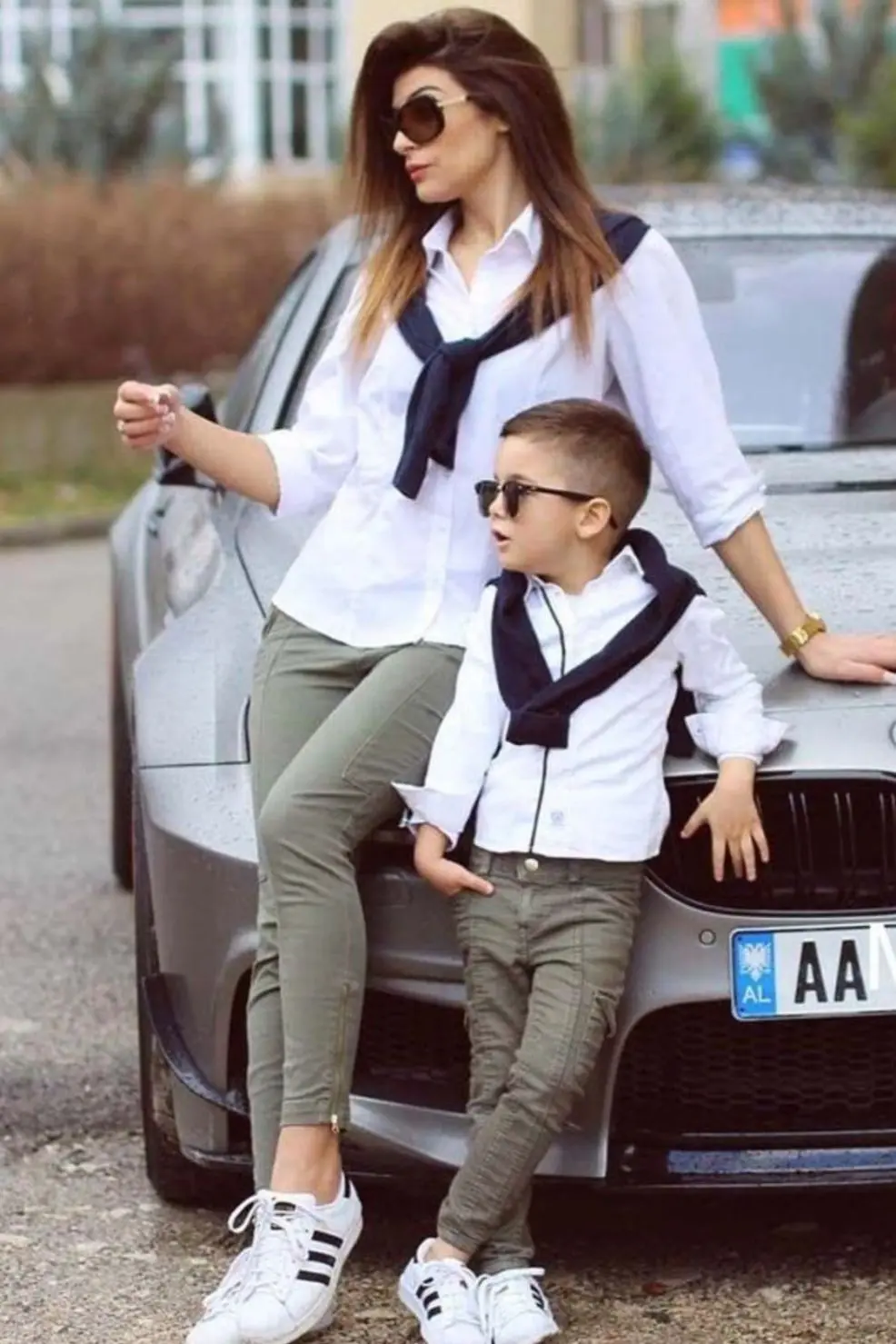 Vestir a madre e hijo iguales una tendencia adorable y divertida Montesco Jeans