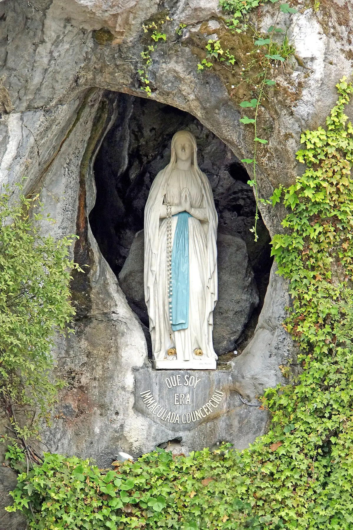 virgen de vestido azul - Cuál es la virgen que viste de azul y blanco