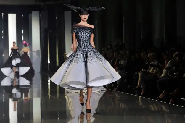 Pasarela de Alta Costura: El Arte de la Moda - Cuáles son los tipos de pasarela pasarela de alta costura - Cuáles son los tipos de pasarela