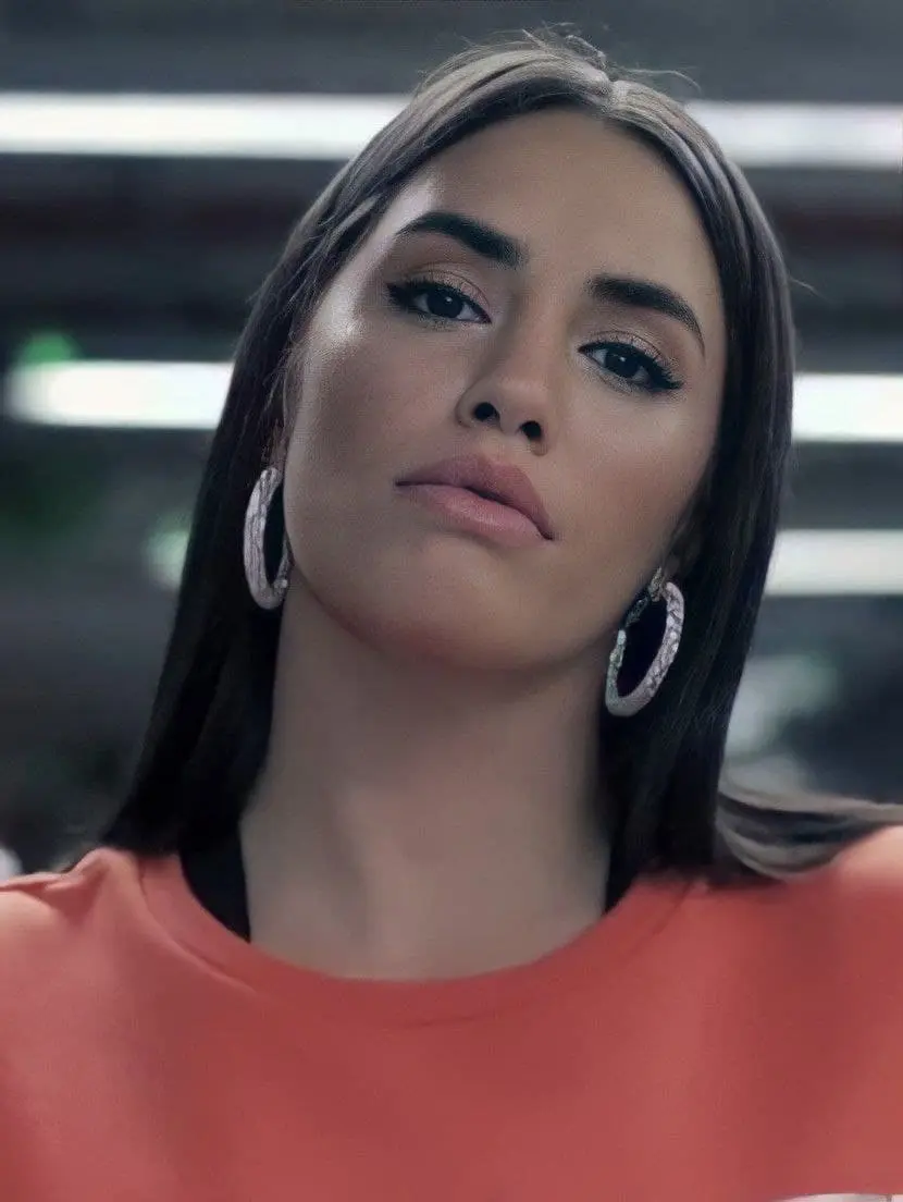 Pantalón de Lali en Sin Querer: Una Prenda de Moda que Cautiva - Cuándo tiene Lali Esposito pantalon de lali en sin querer - Cuándo tiene Lali Esposito
