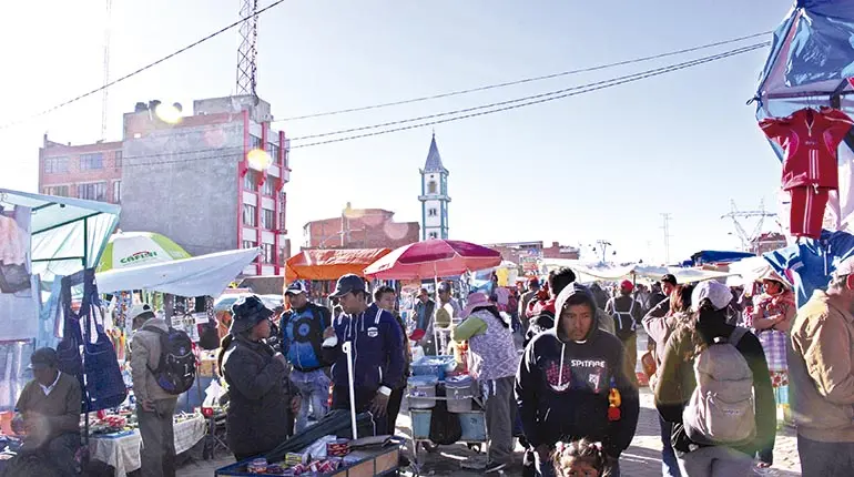 feria de ropa americana en oruro - Cuántas ferias hay en Oruro