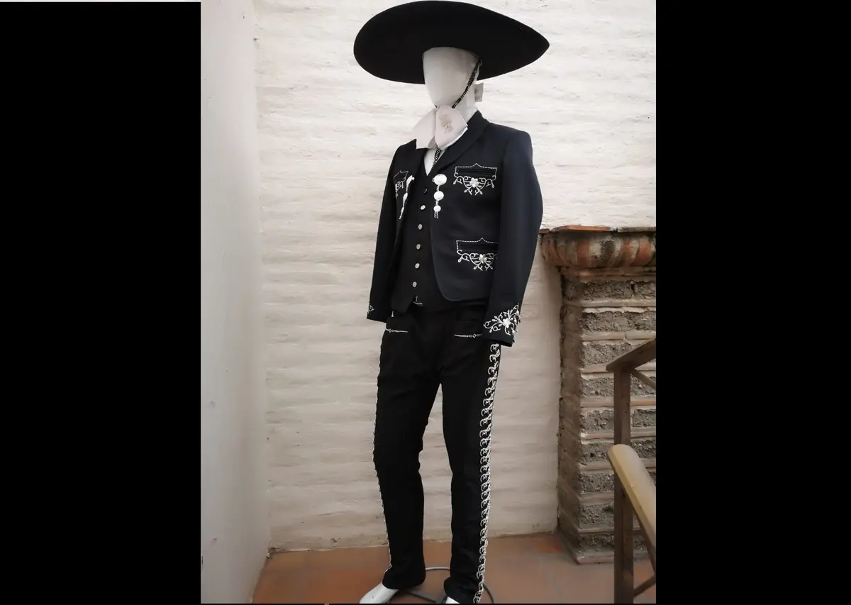 vestidos de mariachi para mujer - Cuánto cuesta un traje de mariachi para mujer