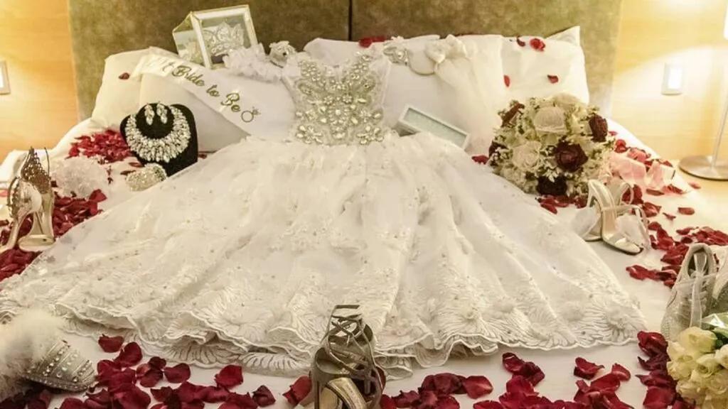 Fotos de Vestidos de Novias Gitanas: Tradición y Controversia - Cuánto duran las bodas gitanas fotos de vestidos de novias gitanas - Cuánto duran las bodas gitanas