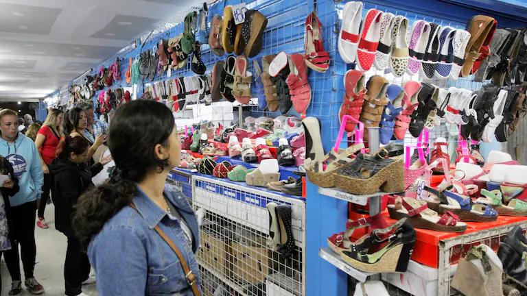 la salada precios de ropa - Cuánto sale un puesto en la feria La Salada