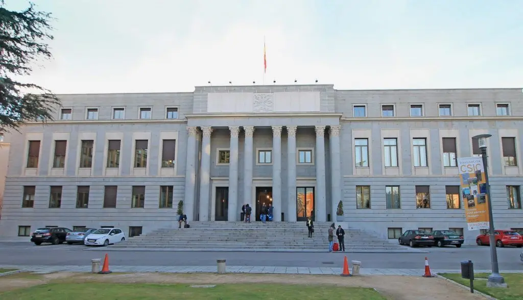 camisa de la casa de papel - Dónde es la casa de la moneda de la casa de papel