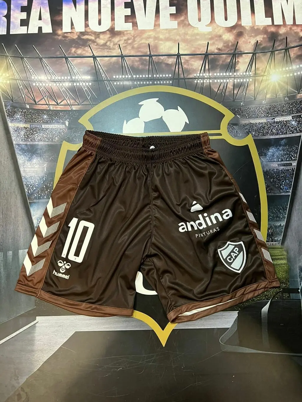 pantalon de platense - Por qué le dicen el calamar a Platense