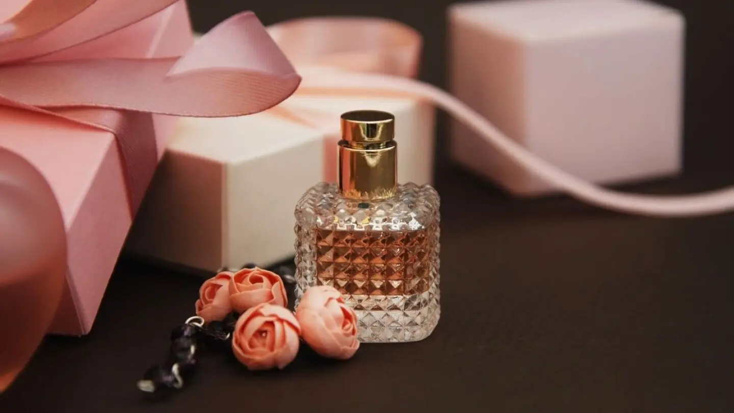 regalar perfumes es de mala suerte - Por qué no regalar perfume a tu pareja