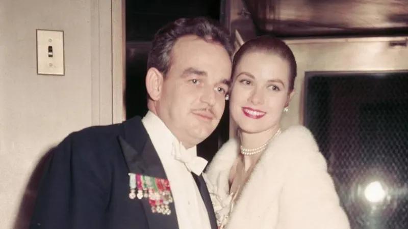 vestido de novia estilo grace kelly - Qué año se casó Grace Kelly