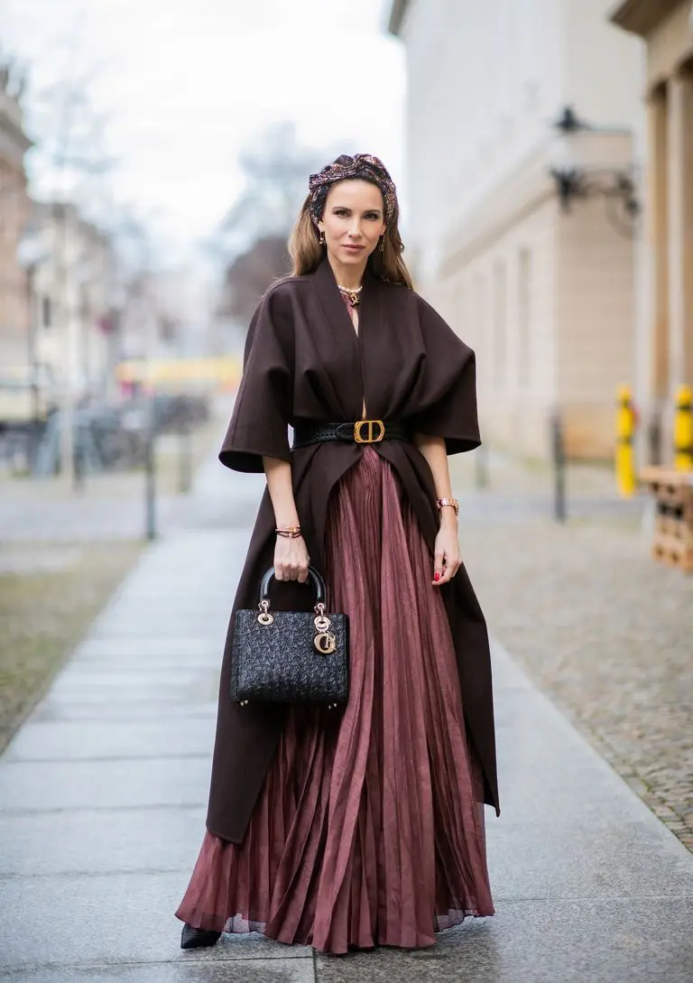 como ir vestida a una boda de dia en invierno - Qué color de vestido llevar a una boda en noviembre