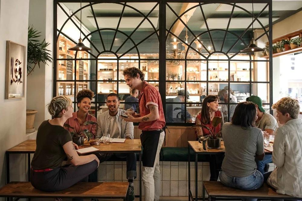 como vestirse para una entrevista de trabajo en un restaurante - Que decir en una entrevista de trabajo de mesero