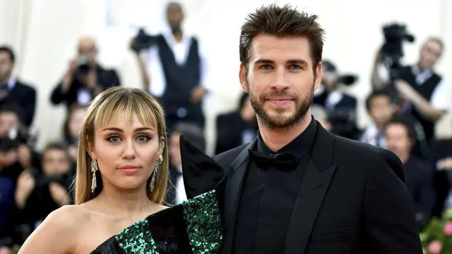 miley cyrus vestido amarillo - Qué dice Liam de Flowers