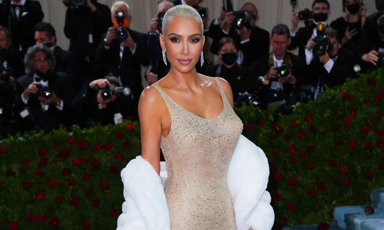 Vestido de Marilyn Monroe: El icónico traje que causó revuelo en la Gala MET - Qué dijo Kim Kardashian sobre el vestido de Marilyn Monroe vestido de marilyn monroe - Qué dijo Kim Kardashian sobre el vestido de Marilyn Monroe