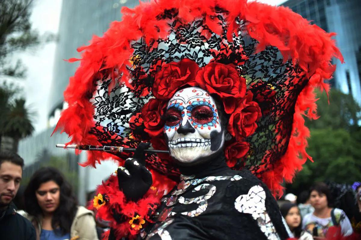 catrinas de papel vestidas - Qué es una Catrina disfraz