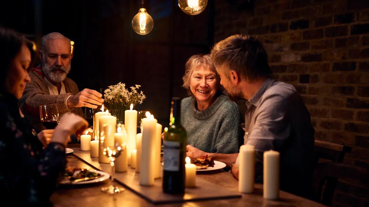 como vestir para conocer a tus suegros - Que no hacer cuando conoces a tus suegros