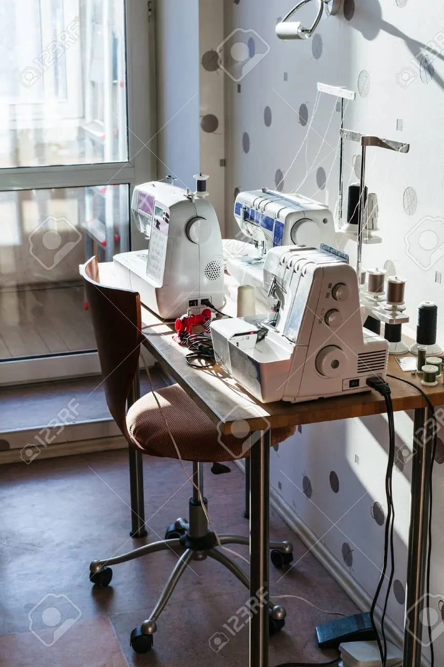 trabajo de costura overlock - Qué precio tiene la máquina overlock