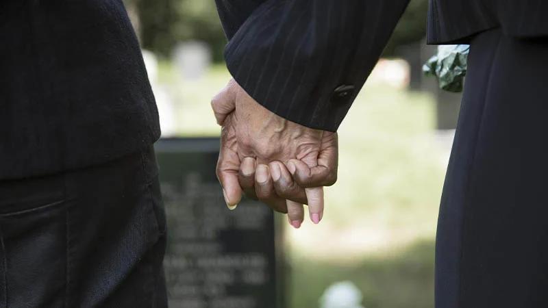 Cómo vestir en un velorio - Que se puede llevar a un funeral como vestir en un velorio - Que se puede llevar a un funeral