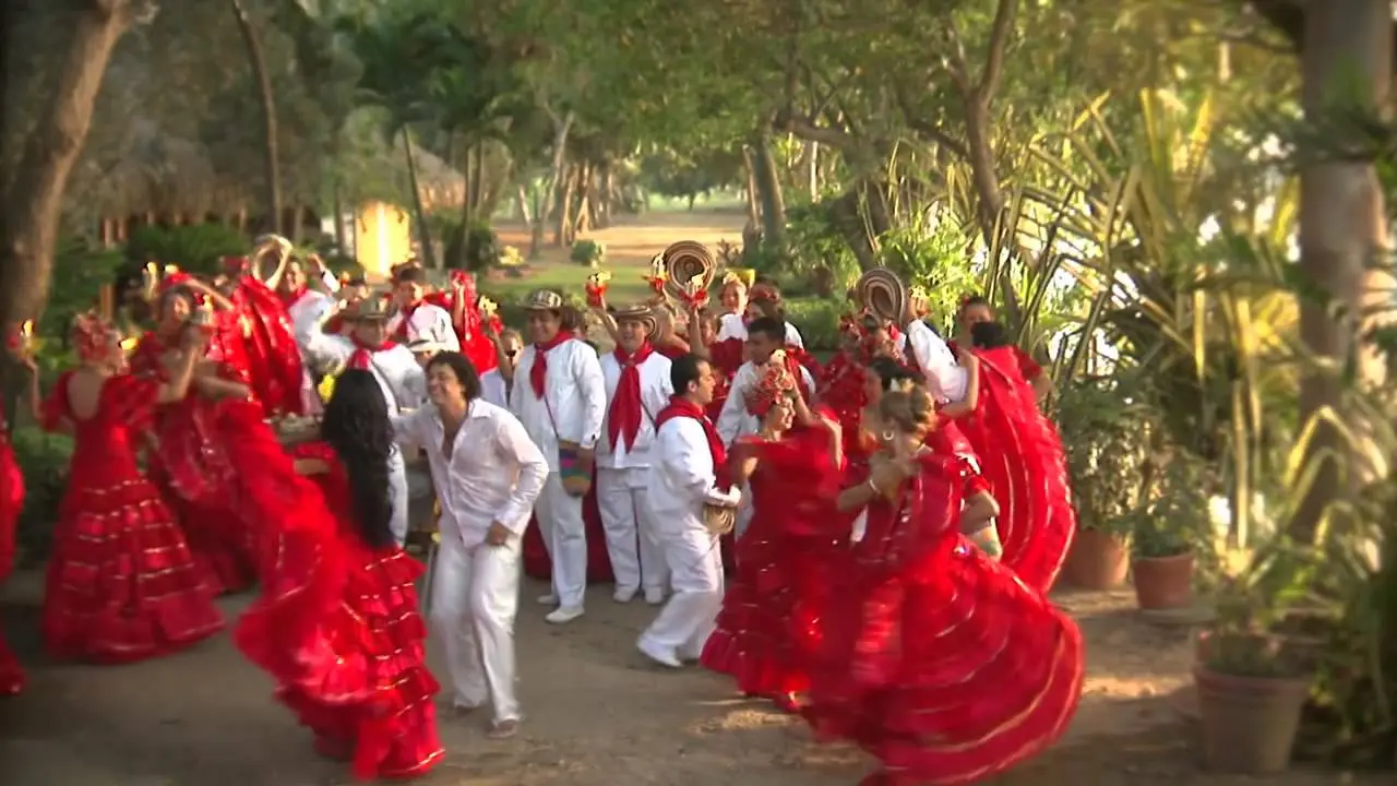 pollera colorada - Qué significa el baile de la pollera colorada