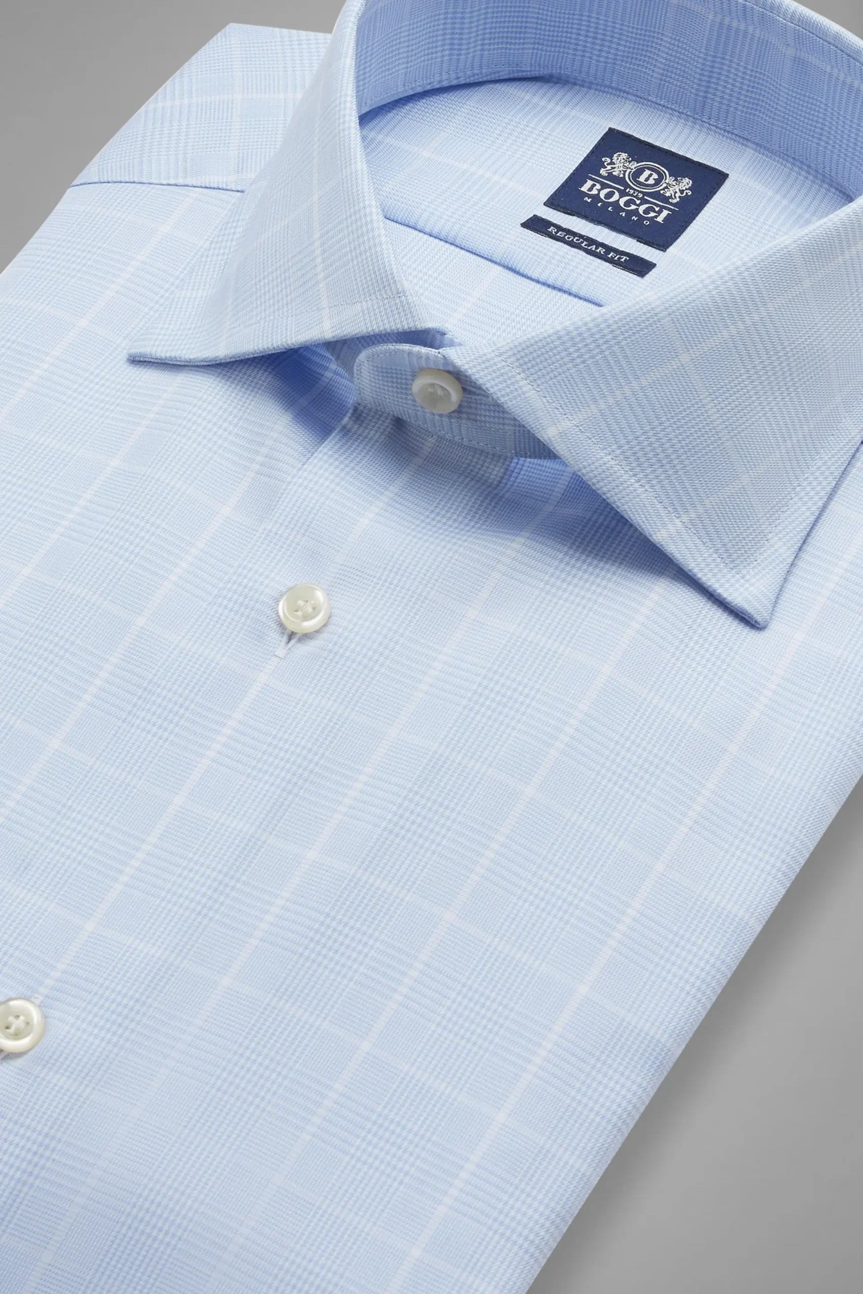 Camisa Príncipe de Gales: La Tendencia de Moda que no Puede Faltar en tu Armario - Qué significa ser el Príncipe de Gales camisa principe de gales - Qué significa ser el Príncipe de Gales