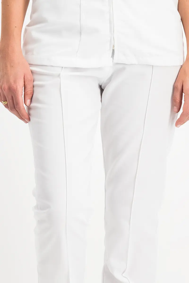 pantalon blanco enfermeria - Qué significado tiene el uniforme blanco