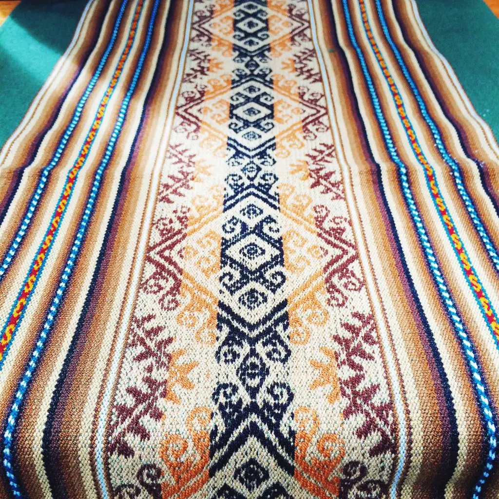 Jacquard ropa: una técnica de fabricación que enriquece los tejidos - Qué tan buena es la tela Jacquard jacquard ropa - Qué tan buena es la tela Jacquard