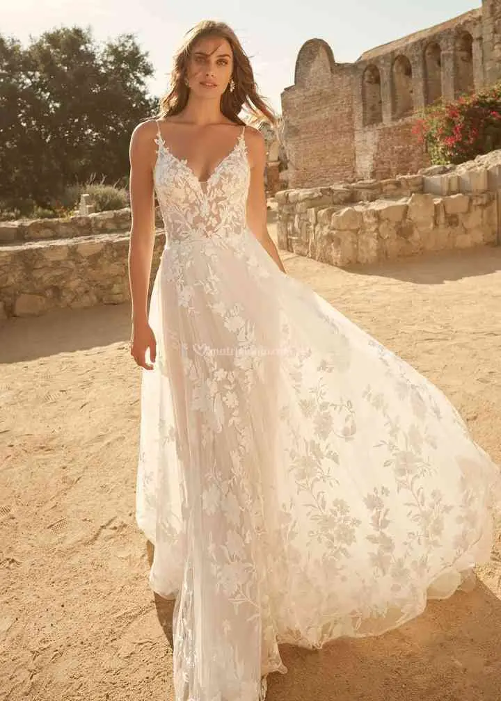 alquiler de vestidos de novia en once - Quién va a comprar el vestido de novia